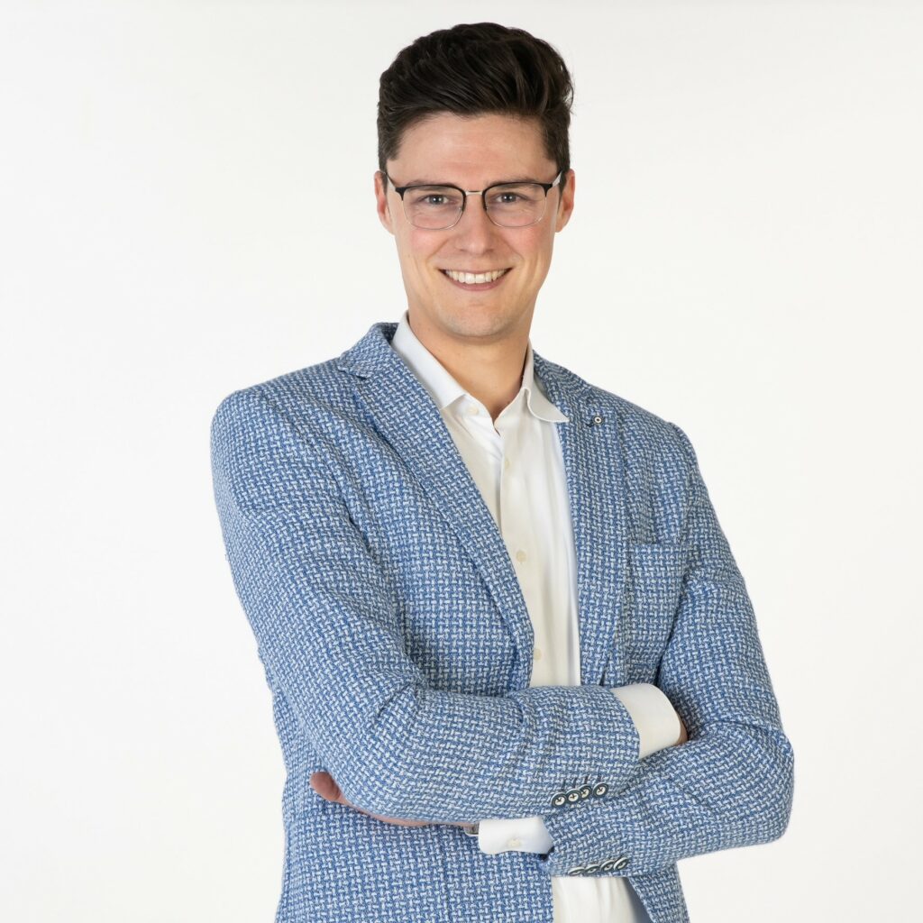Jeroen Bakkeren - Business Consultant - Lux Consulting